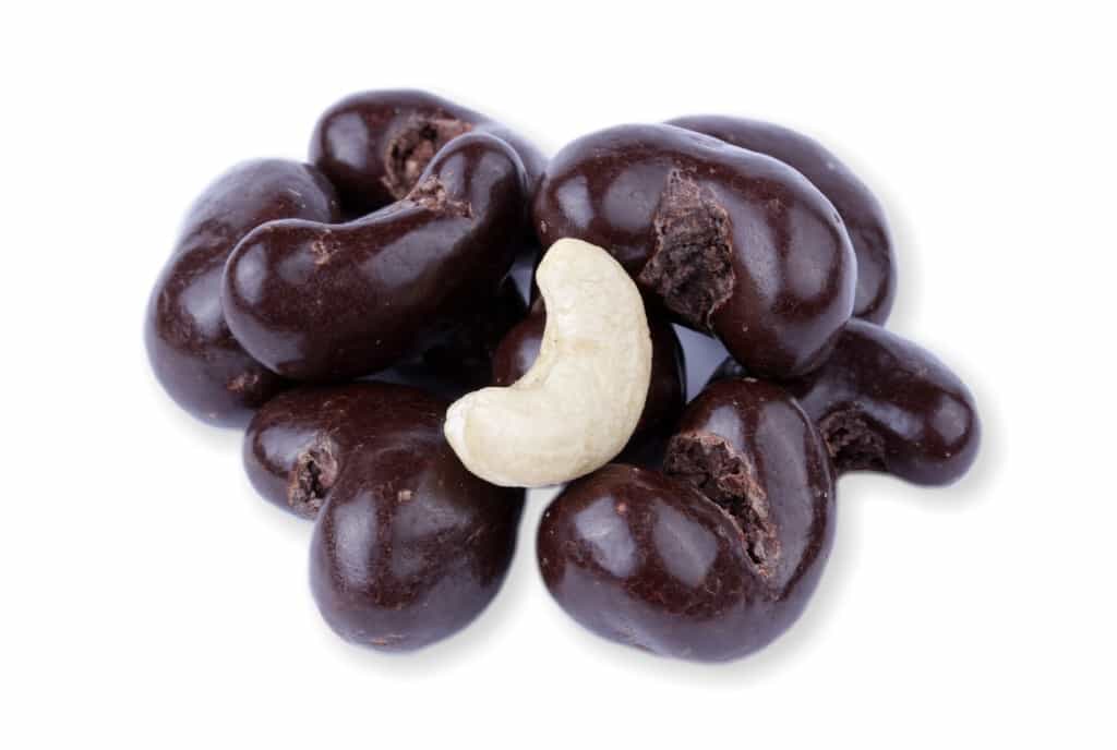 Kešu ořechy v hořké čokoládě
