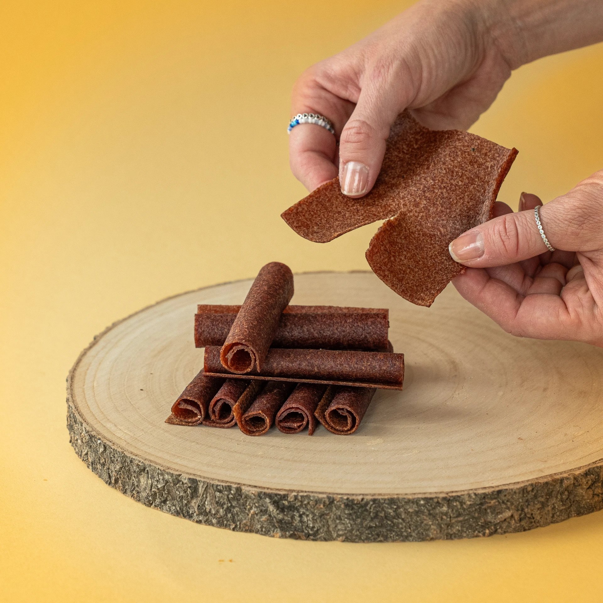 Ovocné trubičky višeň dóza