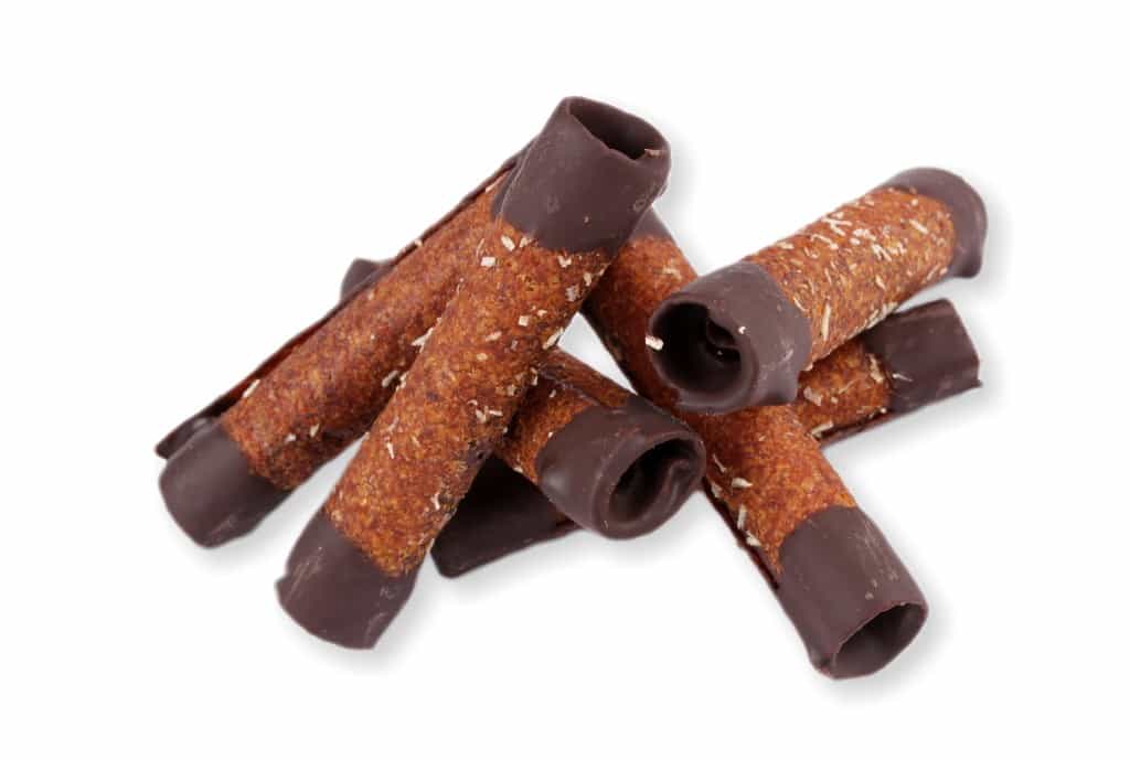 Jablečné trubičky máčené v čokoládě