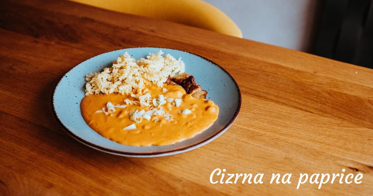 Veganská cizrna na paprice: jednoduchý recept | Ochutnej Ořech