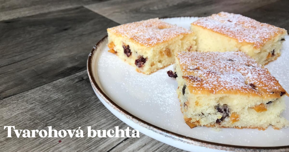 Recept: Tvarohová buchta na plech, sušené mango a ovoce