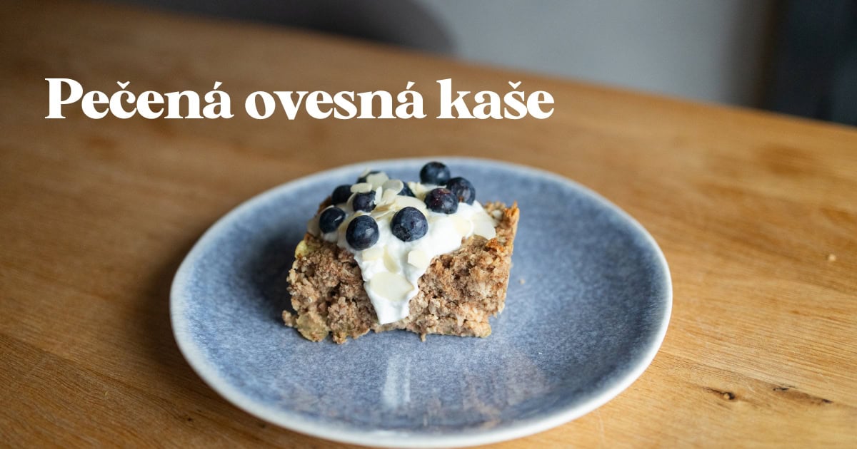 Snídaně do 20 minut: Pečená ovesná kaše s jablkem a banánem