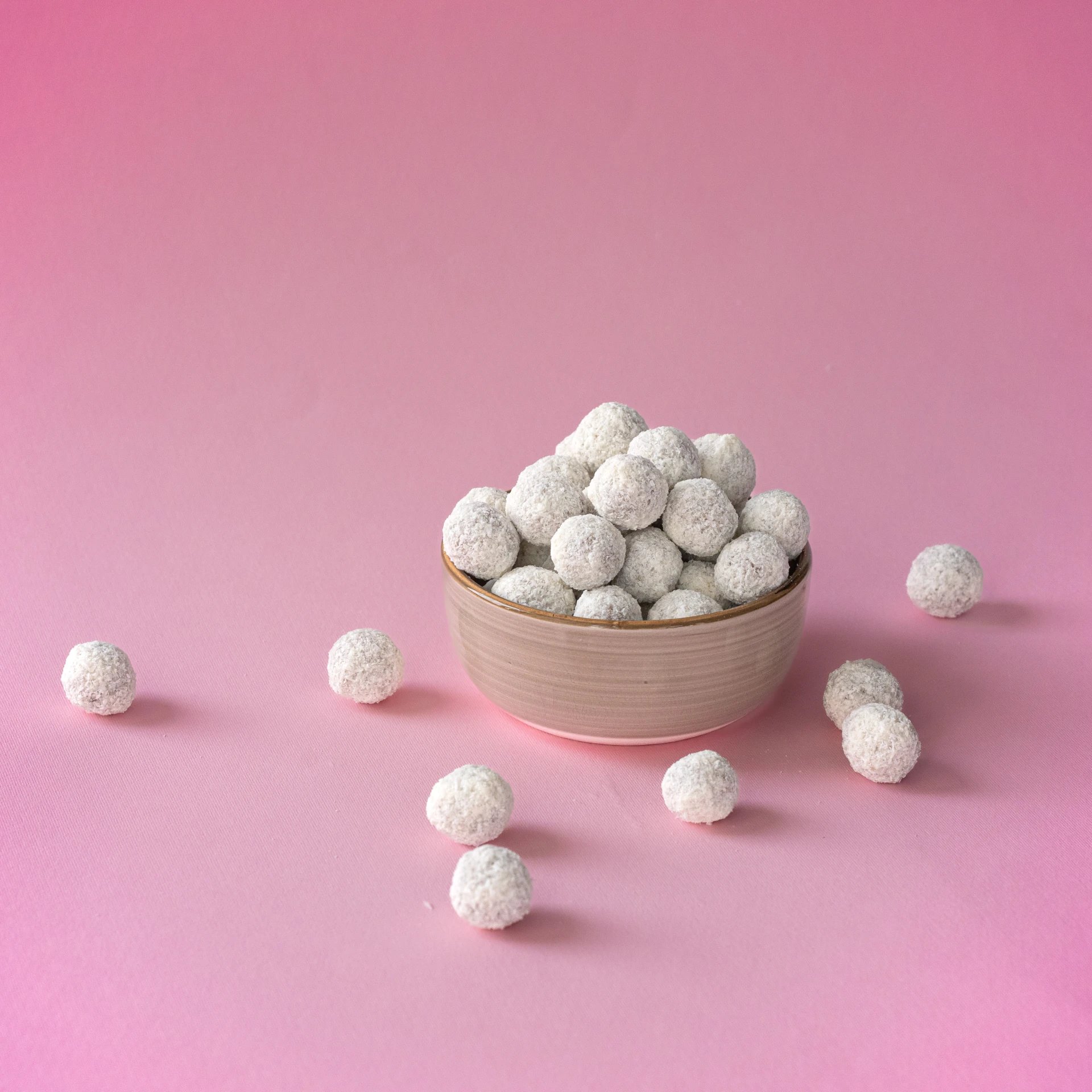 Jablečné kuličky s KOKOSOVOU polevou 